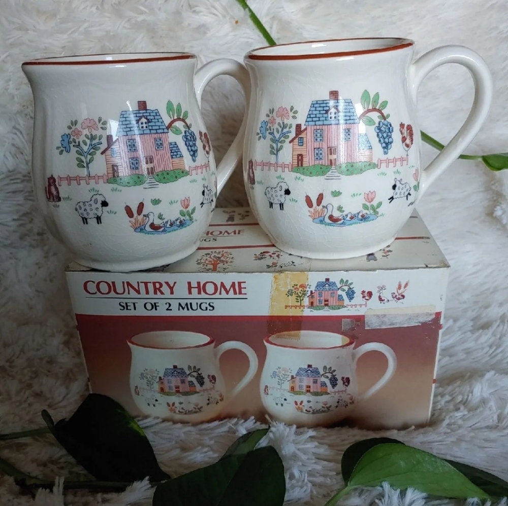Vintage Mug Set